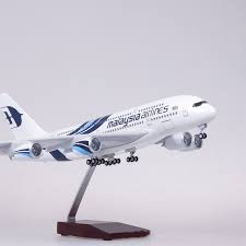 It has now been almost 1 year since i contacted you about an incorrect charge for excess baggage. 50 5cm 1 160 Scale Malaysia Airlines Model High Quality Airplane Airbus A380 With Light And Wheel Diecast Models Collection Diecasts Toy Vehicles Aliexpress