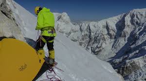 Marek mára holeček (born november 5, 1974, in prague) is a czech mountaineer, explorer, author and documentary filmmaker. Galerie Partak Mu Umrel Pred Ocima Holecek O Horach Smrti I Lhari Jarosovi Foto 10 Isportlife Isport Cz