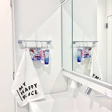 収納スペースに変身 タオルバーを活用した収納アイデア 収納 アイデア タオルバー 収納スペース