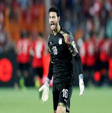 أحمد ناصر محمود معوض الشناوي (مواليد 14 مايو 1991) هو لاعب كرة قدم مصري يلعب في نادي بيراميدز قادما من نادي الزمالك، وفي منتخب مصر لكرة القدم، كما يعد الحارس الأساسي لمنتخب مصر الأولمبي. Ù…Ø­Ù…Ø¯ Ø§Ù„Ø´Ù†Ø§ÙˆÙŠ Ø§Ù„Ø­Ø§Ø±Ø³ Ø§Ù„Ø°ÙŠ Ø®Ø§Ù„Ù Ø§Ù„ØªÙˆÙ‚Ø¹Ø§Øª ØµØ­ÙŠÙØ© Ø§Ù„Ù…ÙˆØ§Ø·Ù† Ø§Ù„Ø¥Ù„ÙƒØªØ±ÙˆÙ†ÙŠØ©