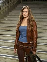 Tracy Spiridakos - Free pics, galleries & more at Babepedia