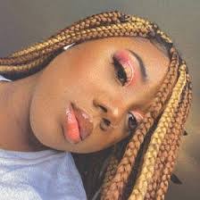 Kiana Gordon's Instagram, Twitter & Facebook