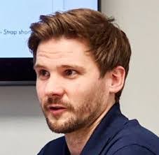 Jonathon Bray's Instagram, Twitter & Facebook