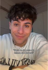 Sofia Risponde a Bukowski: Una Lettera di Amore e Dolore