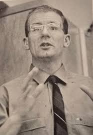 With great sadness, I share the unfortunate news that former El Modena  teacher, Les Leggitt, passed away September 7, 2023. Mr. Leggitt was one of  the original teachers when El Modena HS