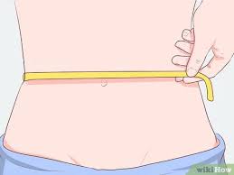 Bagi wanita, berikut cara menafsirkan hasil pengukuran lingkar pinggang anda menurut kementerian kesehatan republik indonesia: 3 Cara Untuk Mengambil Ukuran Badan Tanpa Pita Meteran Wikihow