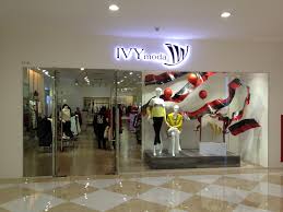 File:Ivy moda, tầng 2, Vincom Nguyễn Chí Thanh, Hà Nội 001.JPG - Wikimedia  Commons