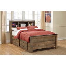 Seamlessly merging classic elements with modern trends, the olsberg living room set invites you to bring home the best of then and now. Trinell Brown Full Bookcase Headboard Panel Bed Speedyfurniture Com