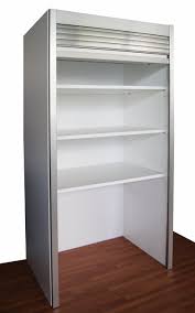 Links befinden sich befestigungslöcher (siehe foto 4). Aufsatzschrank Kuche