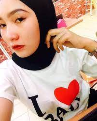 Pin Oleh Lupey Di Awek Tudung