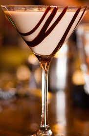 Disney S Godiva Chocolate Martini Recipe Fall Cocktails Recipes Drinks Chocolate Martini