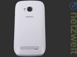 Einsteiger-Smartphone: Nokia Lumia 710 ...