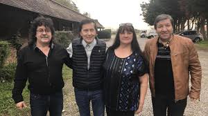 More images for dernier album de frank michael » Frank Michael A Chante Pendant Cinq Jours Dans La Petite Salle De L Oasis