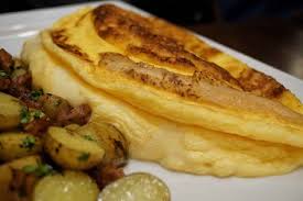 Omelette De La Mere Poulard Une Recette De Cuisine Normande Facile Recettes De Cuisine Cuisine Normande Recette Normande