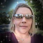 Candice Ogden's Instagram, Twitter & Facebook