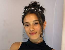 Age 26) is the actress who portrayed me hani ika hali ka po in the star trek: Yadira Guevara Prip