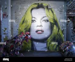 Warhol marilyn hi-res stock photography and images