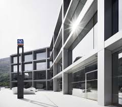 I numeri del voto:sì alla trasformazione in società per azioni per 11.102 aventi diritto al voto, pari al 97,12 per cento. Volksbank Banca Popolare Dell Alto Adige Oltre 1 000 Azionisti Inviano Un Maxi Reclamo Il Nordest Quotidiano