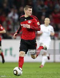 Einige leihspieler müssen zurück zu ihren stammvereinen wie toni kroos von leverkusen zu bayern. Toni Kroos Of Leverkusen Toni Kroos Soccer Players Football Players