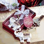 Carry over hundreds different here you can find indian clothing and fashion accessories at wholesale price. Indian Wedding Favors Indian Favors Little Things Favors