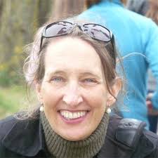 Gooseneck loosestrife is an invasive garden plant