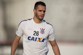 Renato augusto foi um dos nomes do título brasileiro de 2015 conquistado pelo corinthians, o que fez com que, desde sua saída ao final daquela com histórias tão marcantes nos dois clubes, é difícil imaginar qual deles renato augusto escolheria para retorno caso decidisse voltar ao brasil. Renato Augusto Elogia Carille E Diz Que Futebol Do Corinthians E Fantastico
