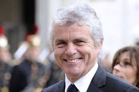 Claude Sérillon se prépare à redorer l'image de Hollande