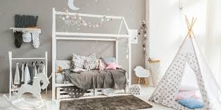 Sa dimension de couchage est de 140 x des petites barrières de protection sont placées de part et d'autre du lit pour assurer la sécurité de. Top 10 Lit Cabane Pour Enfant