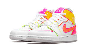Air Jordan 1 Mid Gs Edge Glow Cv4611 100 2020 In 2020 Air Jordans Jordans Nike Air Shoes