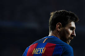 The first piece of the silverware of the spanish season will be decided over two legs, with barca welcoming real to camp nou on sunday. Barcelona Vs Real Madrid Final Score 3 2 La Liga Race On After Sensational Edition Of El Clasico Sbnation Com