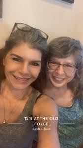 Susan Chabot's Instagram, Twitter & Facebook