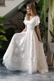 Artistic Lace Modest Wedding Dress In 2020 Modest Wedding Dresses Ball Gowns Wedding Prom Dresses With Sleeves