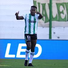 You are on page where you can compare teams banfield vs godoy cruz before start the match. Banfield Le Gano A Godoy Cruz Por La Copa Liga Profesional Gracias A Un Golazo De Tiro Libre De Mauricio Cuero Tnt Sports