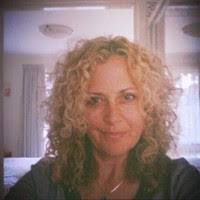 Tanja Bell's Instagram, Twitter & Facebook