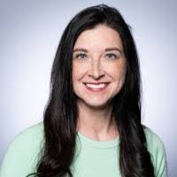 Annie Bernstein's Instagram, Twitter & Facebook