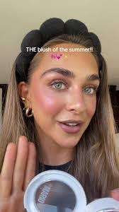 Mario Rose's Instagram, Twitter & Facebook