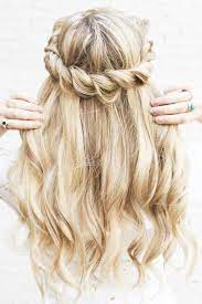 Loose waves + ombre hair. 40 Dreamy Homecoming Hairstyles Fit For A Queen Cool Hairstyles Hair Styles Hairstyle