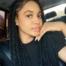 VENTE À PETIT PRIX pour femmes ( chaussures ; sacs; lentilles; habits)