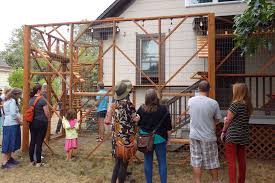 The goal is to provide mental and physical when not on stage, the feline troupe hangs out in what martin calls her meowy manor—a pair of large enclosed porches attached to her spacious home. Catio Cats Safe At Home