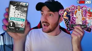 PINK DIAMOND KEVIN DURANT GAMEPLAY! GALAXY OPAL BLAKE GRIFFIN COULDN'T STOP  HIM! (NBA 2K19 MYTEAM)