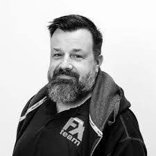 Frank Pfaff's Instagram, Twitter & Facebook