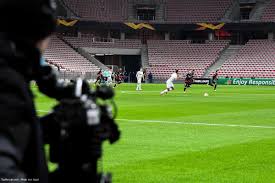 Hier, l'om, lille et le psg se sont notamment qualifiés. Europa League Le Programme Tv Foot Des Matchs Ce Soir Jeudi 29 Avril