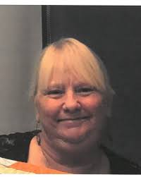 Leanne Knutson's Instagram, Twitter & Facebook