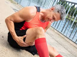 Tibial nerves stimulate muscles in the back of the lower leg. How To Treat A Hamstring Pull Strain Tear Or Rupture