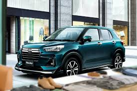 Mobil ini hadir sebagai adik dari terios di indonesia dan bakal menjadi pengusik nissan magnite, kia sonet, hingga suzuki ignis. 2020 Daihatsu Rocky Launches In Japan With Factory Tuning Packs Carscoops
