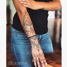 Girlswithtattoos Tattoos Tattooedgirls Mandalatattoo Mandala Tattooed Tat Girlswit Tattoo Ornamente Mama Tattoo Ideen Tattoo Unterarm Frau Mandala