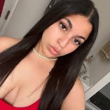 Isabela Martinez (@isabelaxmartinezz) • Instagram photos and videos