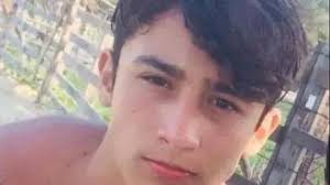 Desaparece joven al ser arrastrado por el mar en Pie de la Cuesta