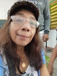 Introduction of a widow in a support group