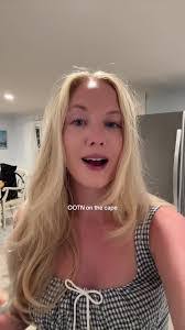 Chelsea Capps's Instagram, Twitter & Facebook